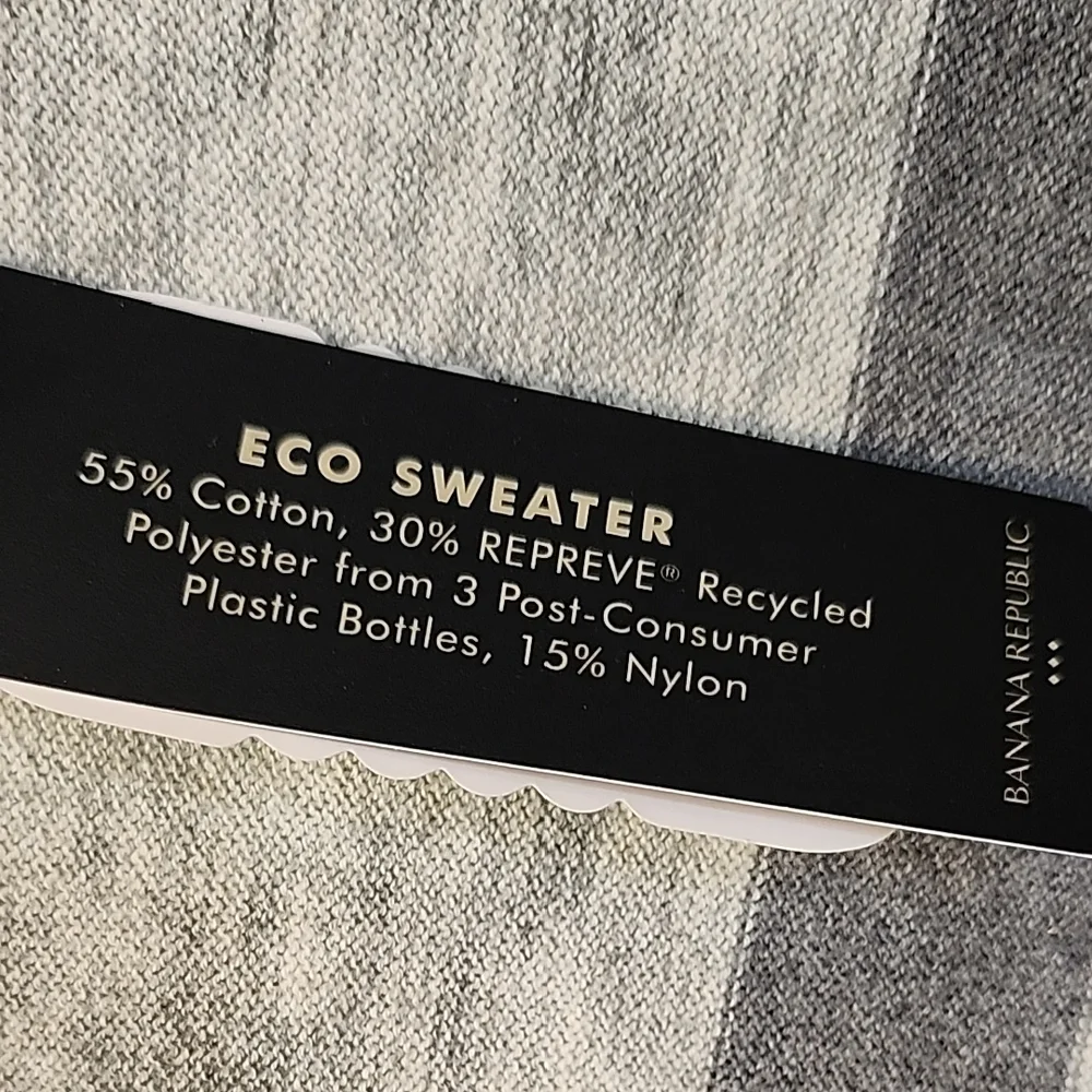 Banana Republic Cotton Blend Light Gray & Charcoal Crewneck Sweater